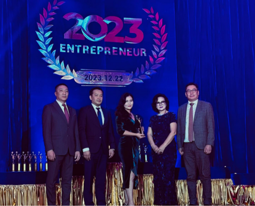 Entrepreneur-2023: МИК оны онцлох Комплаенс, бизнесийн ёс зүйг хэрэгжүүлэгч шагнал хүртлээ